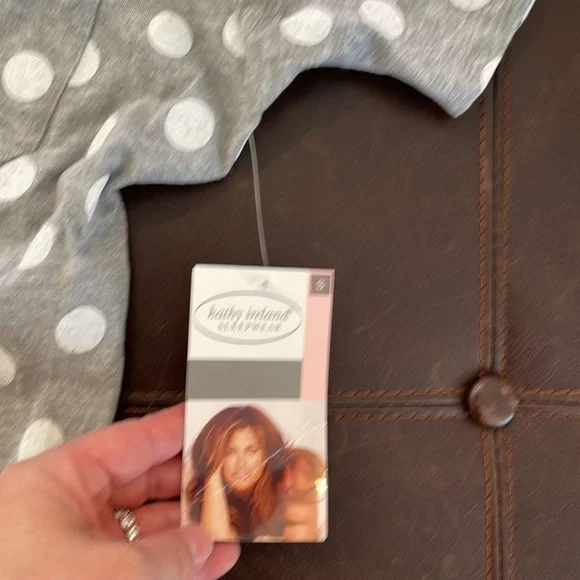 Kathy Ireland pajama set - Picture 8 of 8